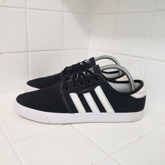adidas Other - Adidas Seeley Men's Size 7.5 Black/White